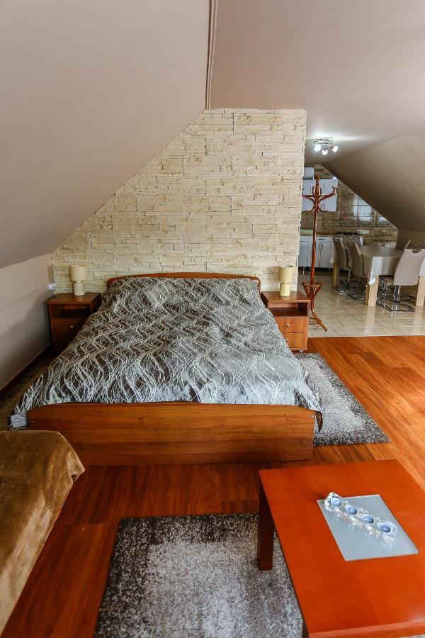 Gardi Apartman Сексард Экстерьер фото
