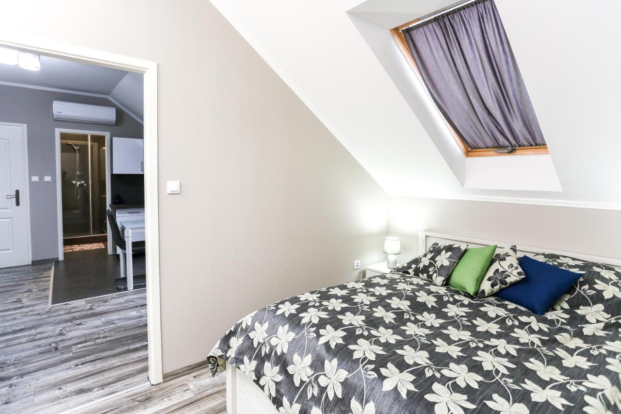 Gardi Apartman Сексард Экстерьер фото