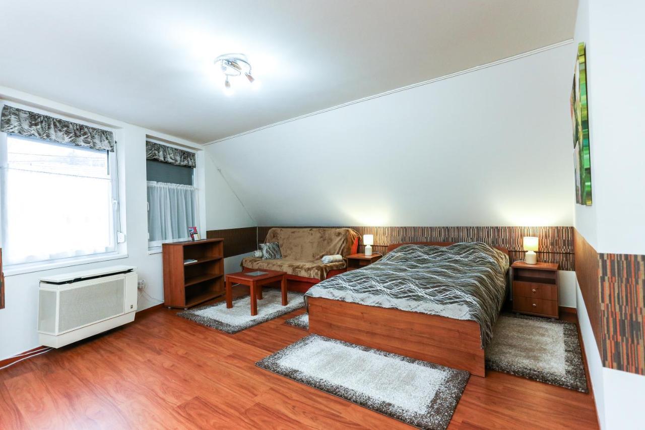 Gardi Apartman Сексард Экстерьер фото