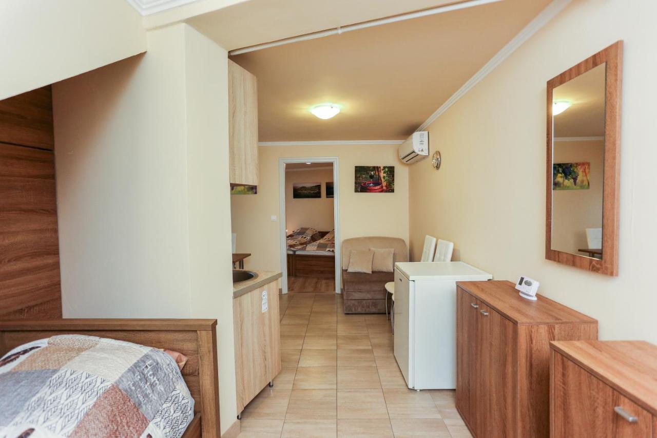 Gardi Apartman Сексард Экстерьер фото