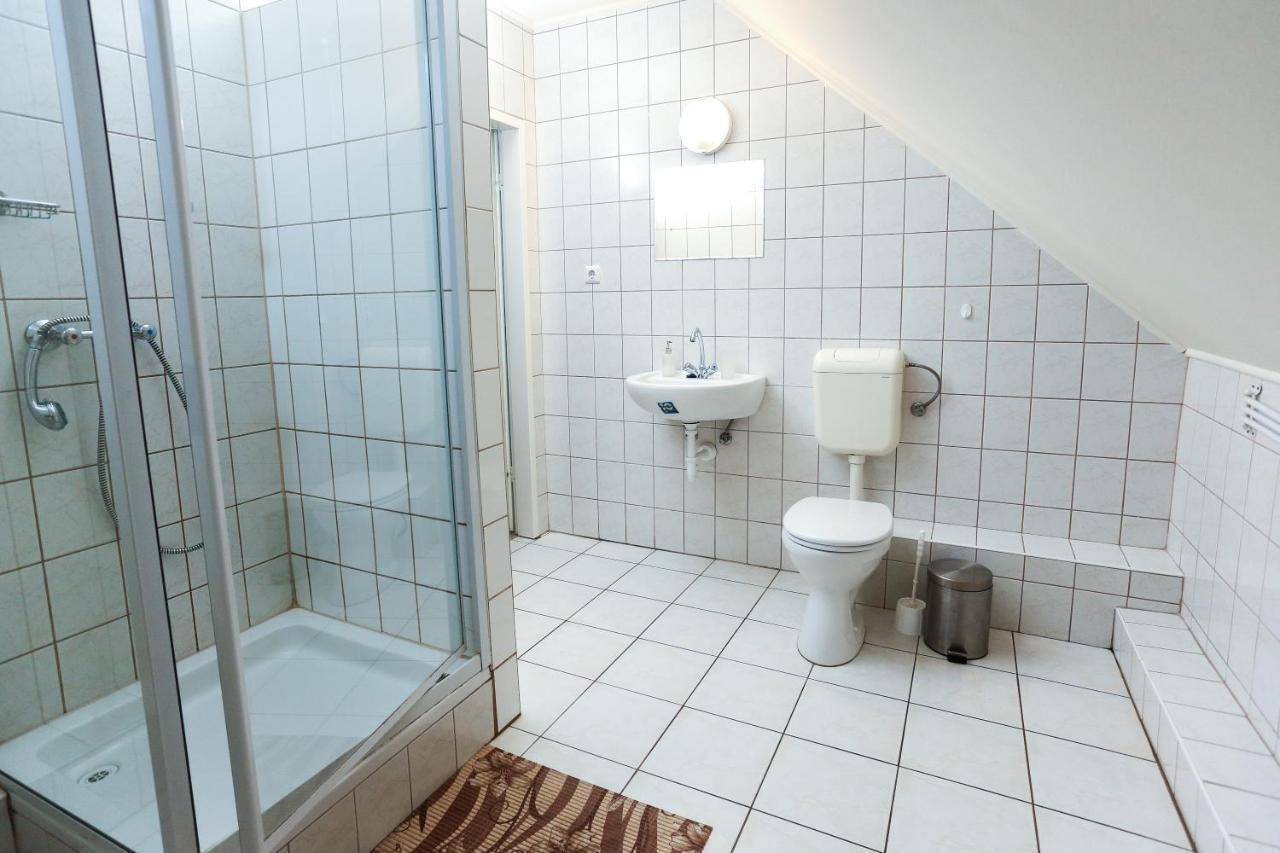 Gardi Apartman Сексард Экстерьер фото